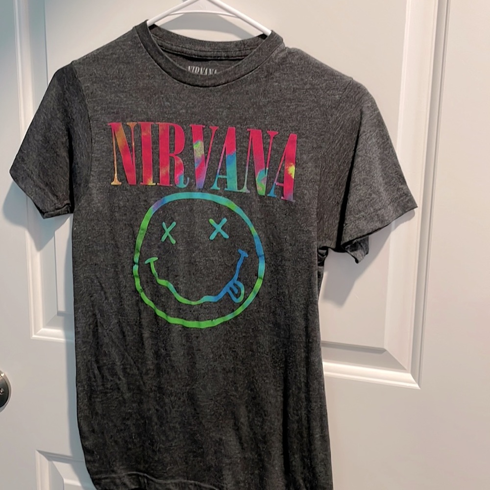Nirvana tee